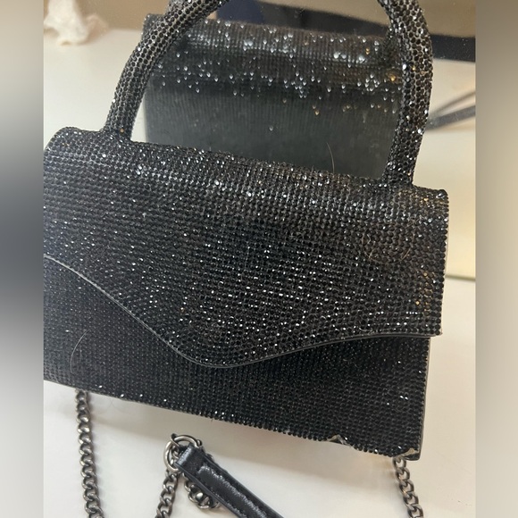 glittery Night Out bag, So sparkly and brand new. Mini sized bag, Very spacious - Picture 2 of 6